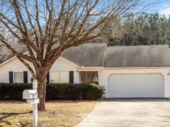 3869 Deaton Rd, Flowery Branch, GA 30542