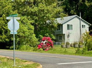 20464 Jefferson Beach Rd NE, Kingston, WA 98346