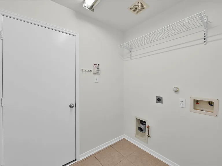 10 Barker Ridge Ct — Photo 26