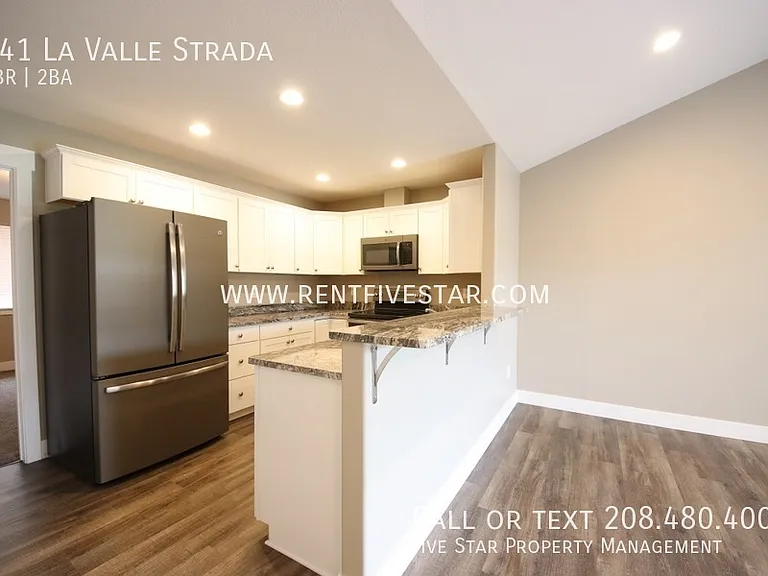 341 La Valle Strada — Photo 5