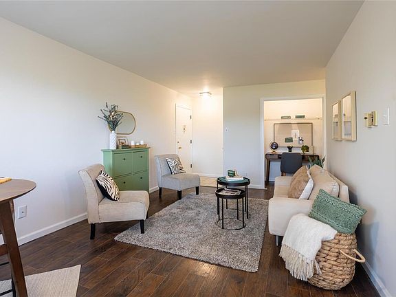 4th image of 9016 Villaridge Ct APT B