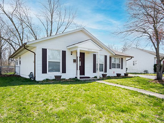 2nd image of 22111 E Churchill Dr