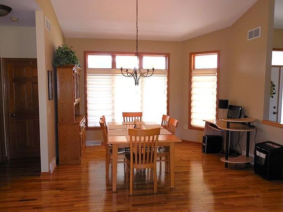 4th image of 6111 Pattison Ct