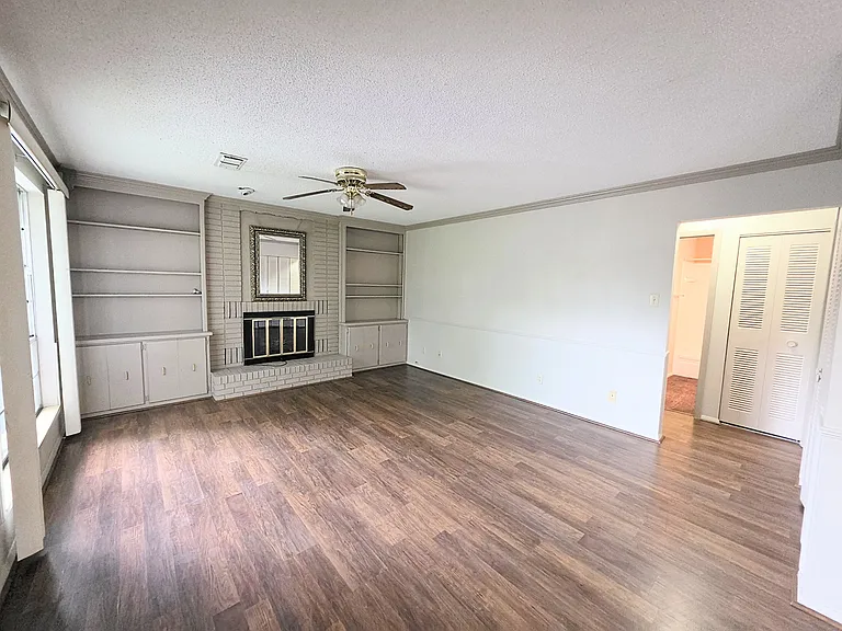 600 Higdon Ferry Rd #203 — Photo 3