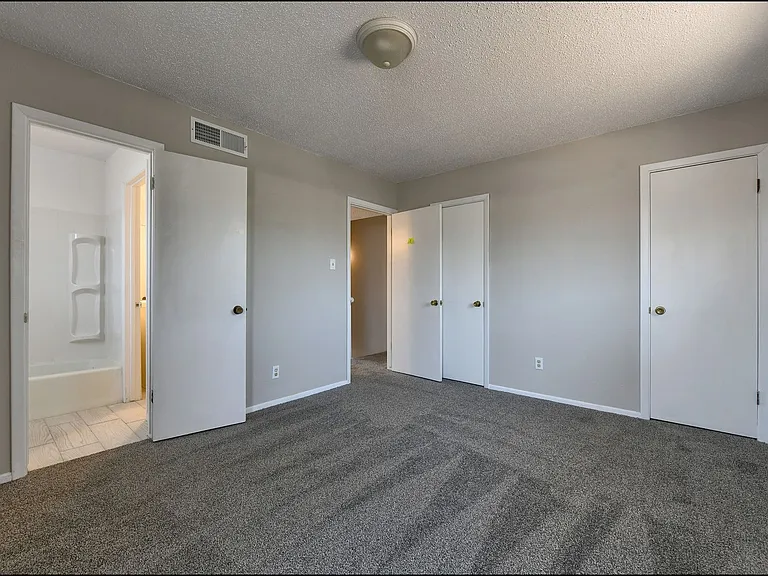 6913 Pamlico Dr — Photo 21
