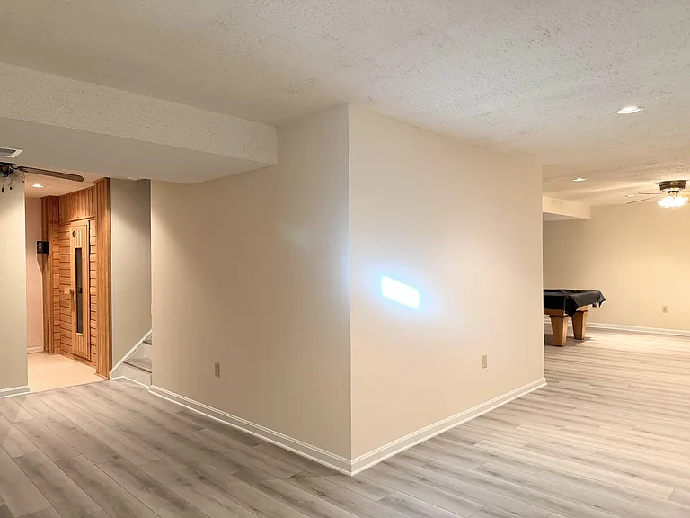 9414 Vernon Dr — Photo 46