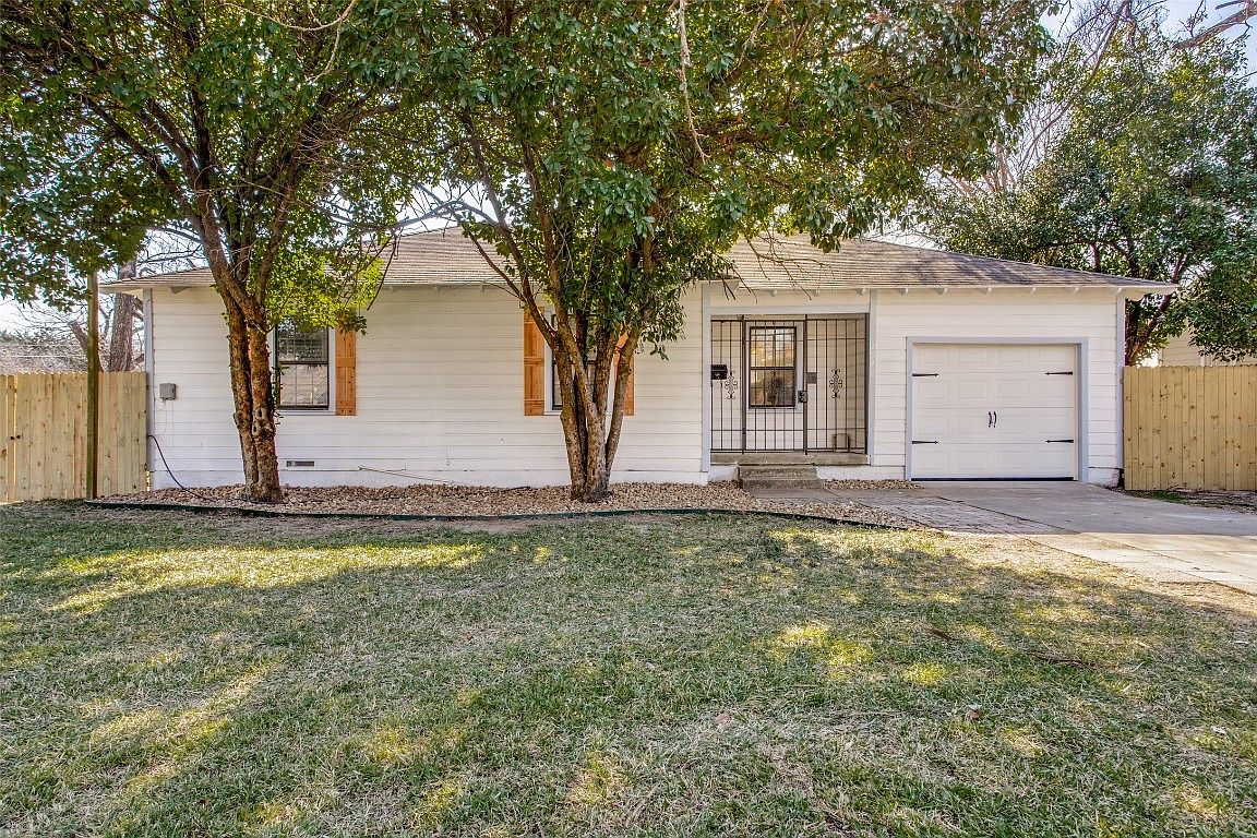 2946 E Ann Arbor Ave Dallas TX 75216 Zillow