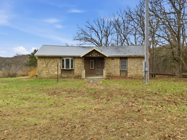 28 Danbury Lane, Elkland, MO 65644