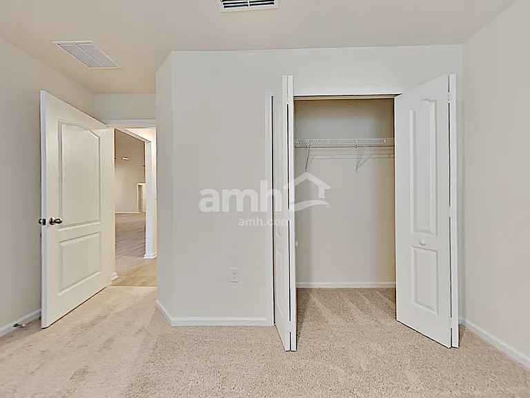 44 Hickory Ridge Rd — Photo 15