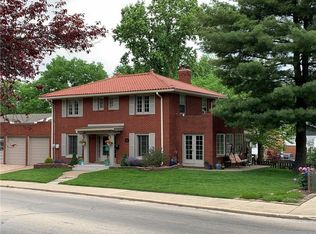 2004 W Main St, Decatur, IL 62522