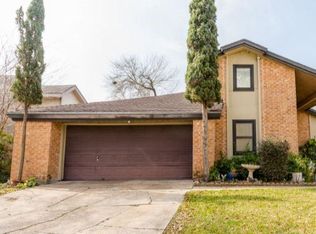 7518 Del Glen Ln, Houston, TX 77072
