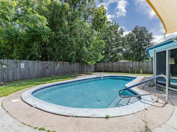 849 CHAPMAN Drive, Jacksonville, FL 32221