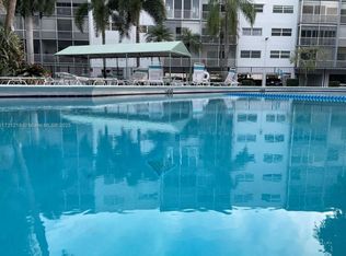 1000 NE 14th Ave #3, Hallandale, FL 33009