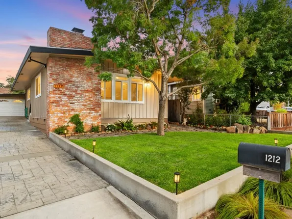 1212 East Avenue, Napa, CA 94558