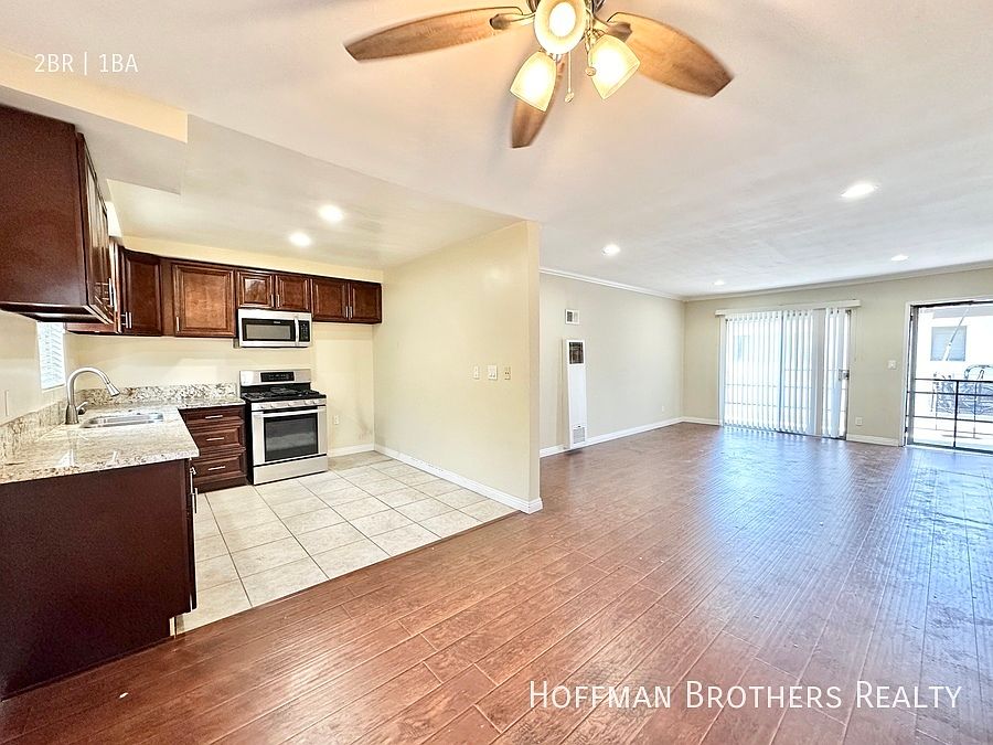 1st image of 11922 Burbank Blvd #22A