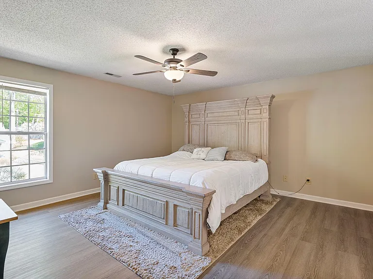 655 Balfour Rd — Photo 12