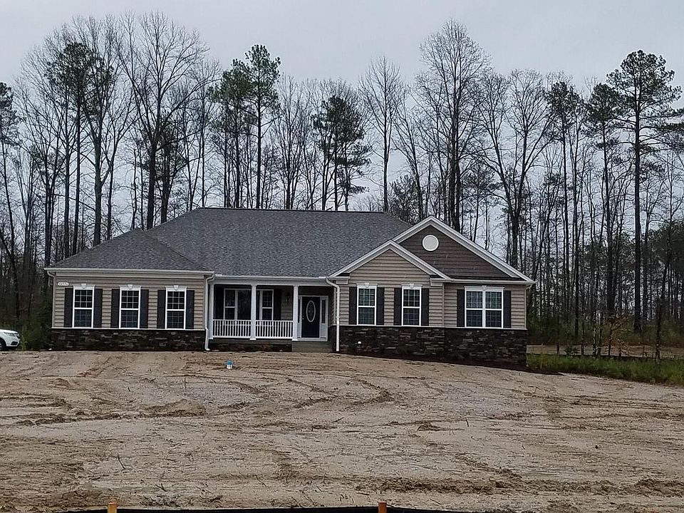 2nd image of 40336 Laurel Cir