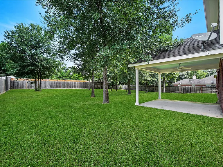 710 W Rollingwood — Photo 24