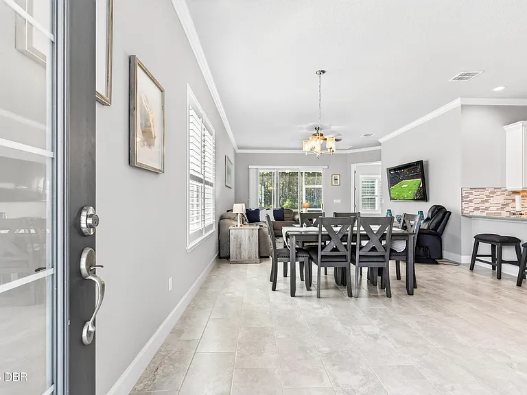 30 Longridge Ln — Photo 4