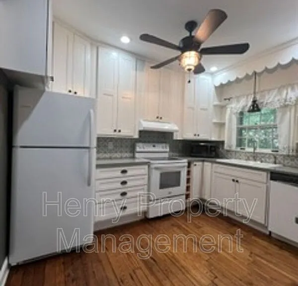 309 Williams St — Photo 23