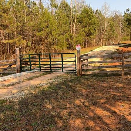 3rd image of 2186 Five Notch Rd