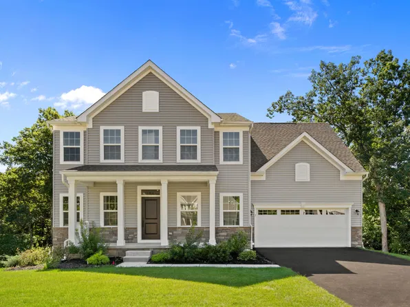 7 Maverick Ct, Landing, NJ 07850