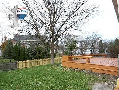 3rd image of 209 Windsor Dr