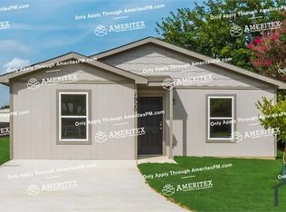 1920 Reef Ct, Azle, TX 76020