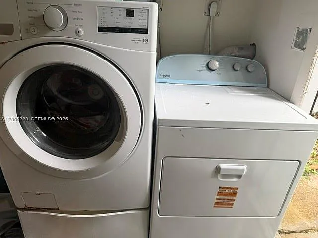 1417 NW 7th Ave #1-2 — Photo 9