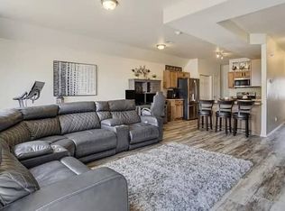 695 Hailey Glenn Vw APT 28G, Colorado Springs, CO 80916