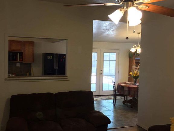 5th image of 1405 Stull Dr