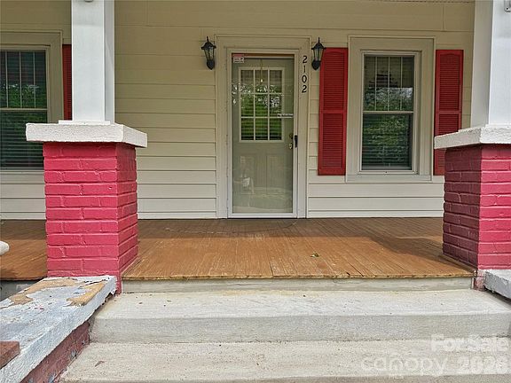 4th image of 2102 Hickory Grove Rd