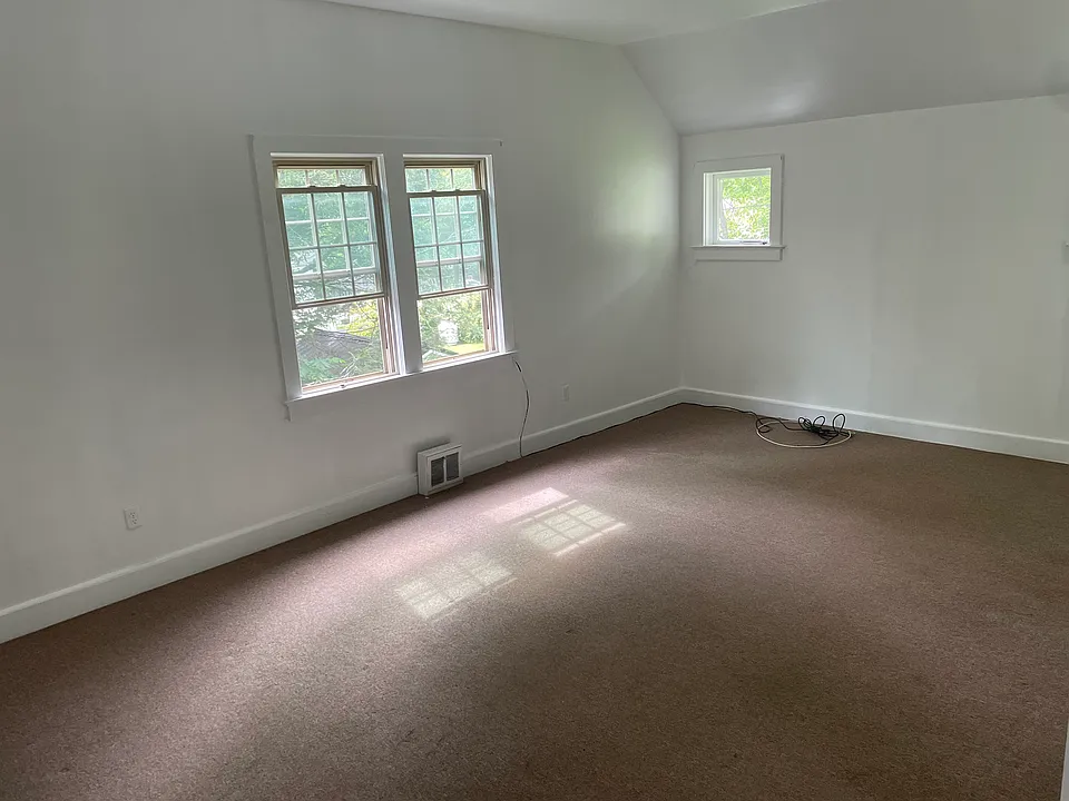46 Barton St #2