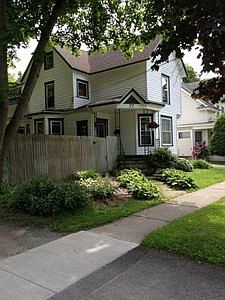 2nd image of 77 Cortland St