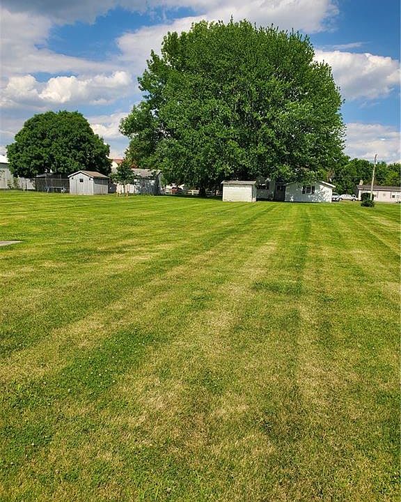 2nd image of 108 Ashmore Rd