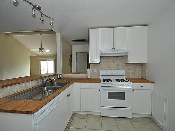 3rd image of 22702 Lost Canyon Dr