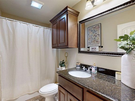 5th image of 454 Chimney Hill Dr #454