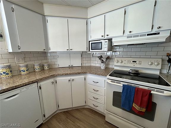 4th image of 3141 Orchard Dr