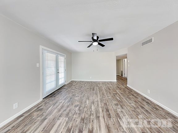 2nd image of 1835 Childers Dr NE