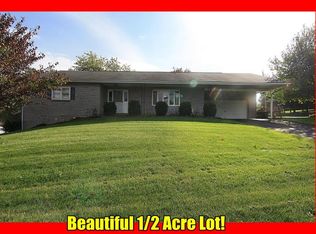 1698 Christine Dr, Lebanon, PA 17046