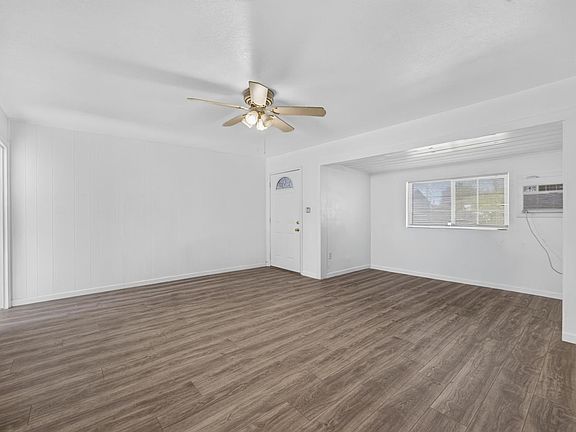 4th image of 5604 Bonniemae Way