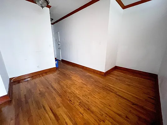 Rented by City Connections Realty | media 40