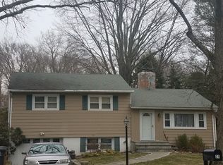 21 Old Colony Rd, Stamford, CT 06907