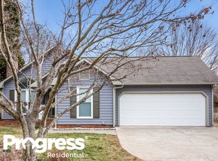 21202 Pine Ridge Dr, Cornelius, NC 28031