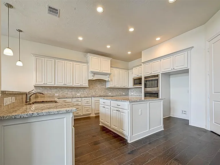 28214 Evergreen Cove Ln — Photo 17