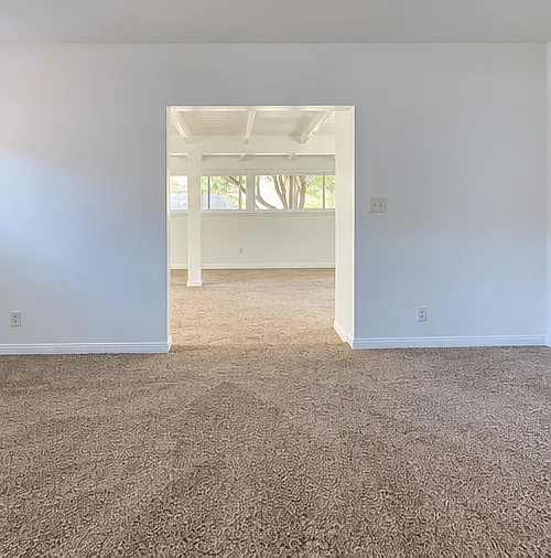 3 bed, 1700 sqft, $5,500 — Photo 3