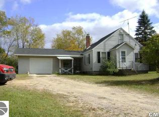 11448 S Bringold Ave, Lake, MI 48632