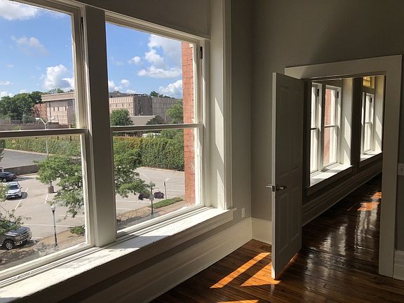 5th image of 419-423 Brady St #6