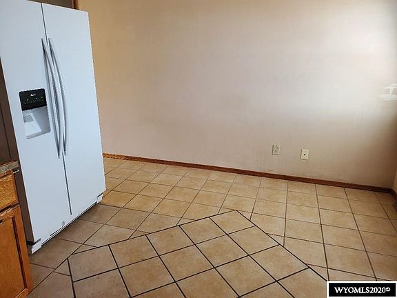 4th image of 3633 Bighorn St