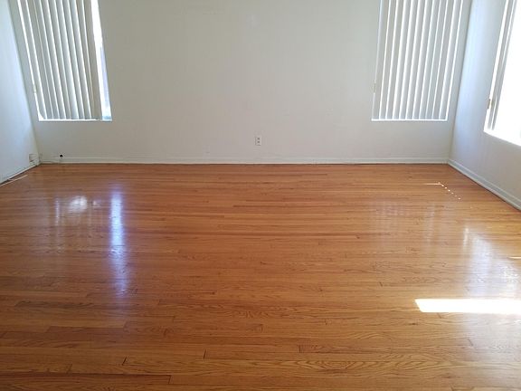 2nd image of 828 N Alta Vista Blvd APT 4